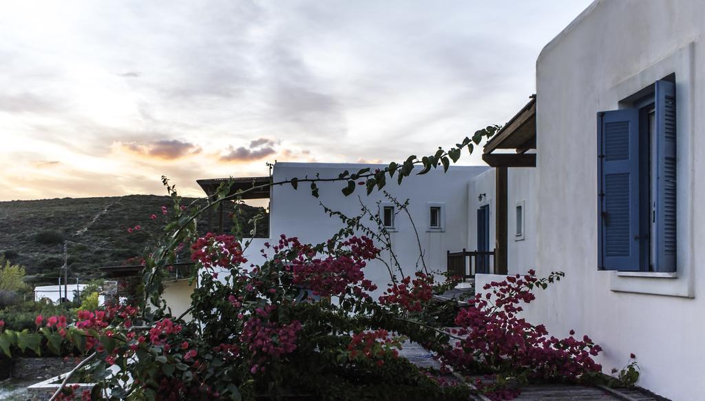 Andros Maisonettes Áyios Pétros 外观 照片